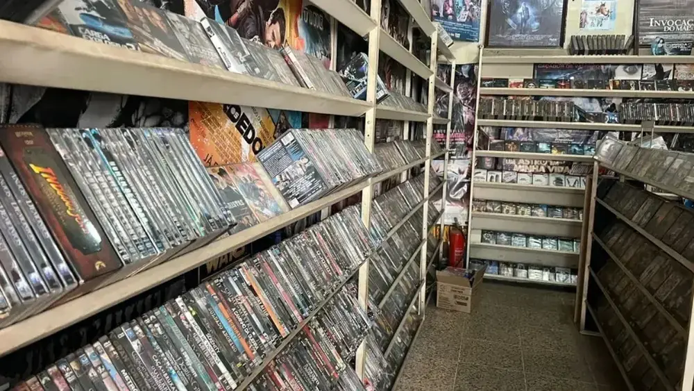 Fim dos DVDs? Mídia física vira nostalgia e item de colecionador